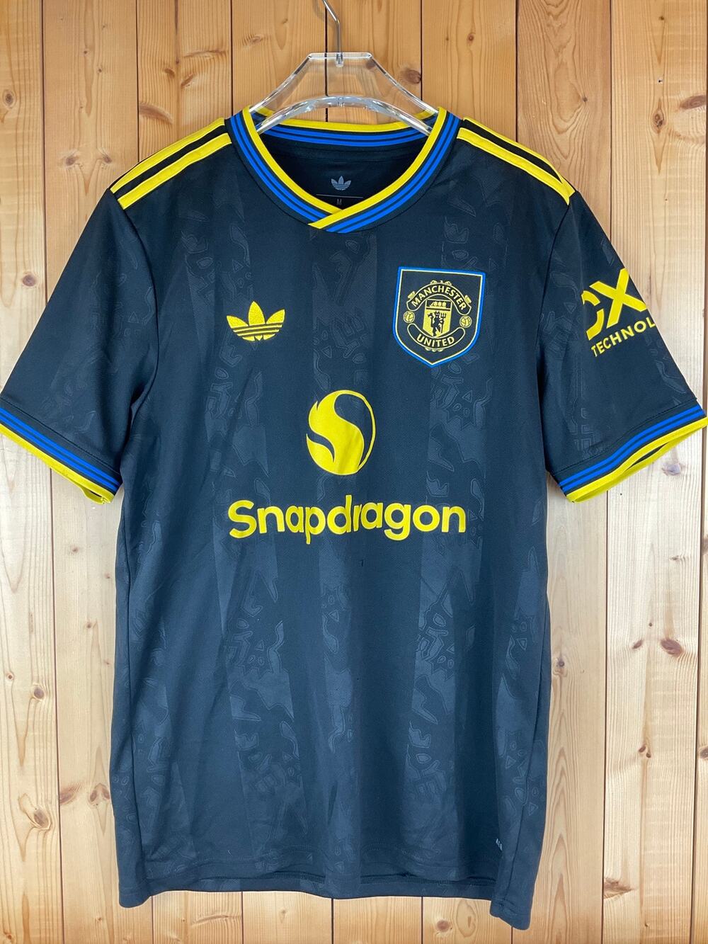 Adidas Manchester United Harry Maguire #5 Soccer Jersey, Black - Size M